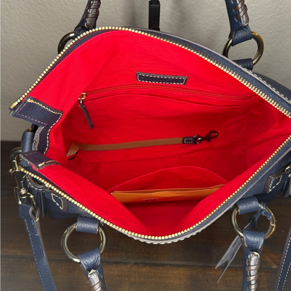 Dooney and Bourke Florentine Large Satchel - NEVER USED - Picture 3 of 7